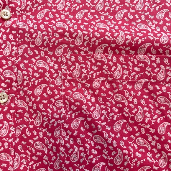 2XL Red Crown and Ivy Button Up - Picture 3 of 3